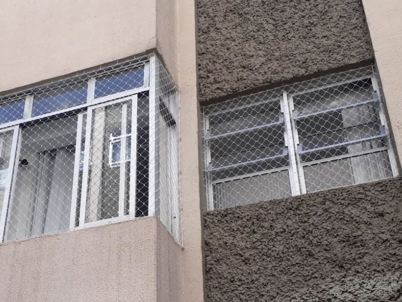 Telas de proteção anti-pombos em Porto Alegre